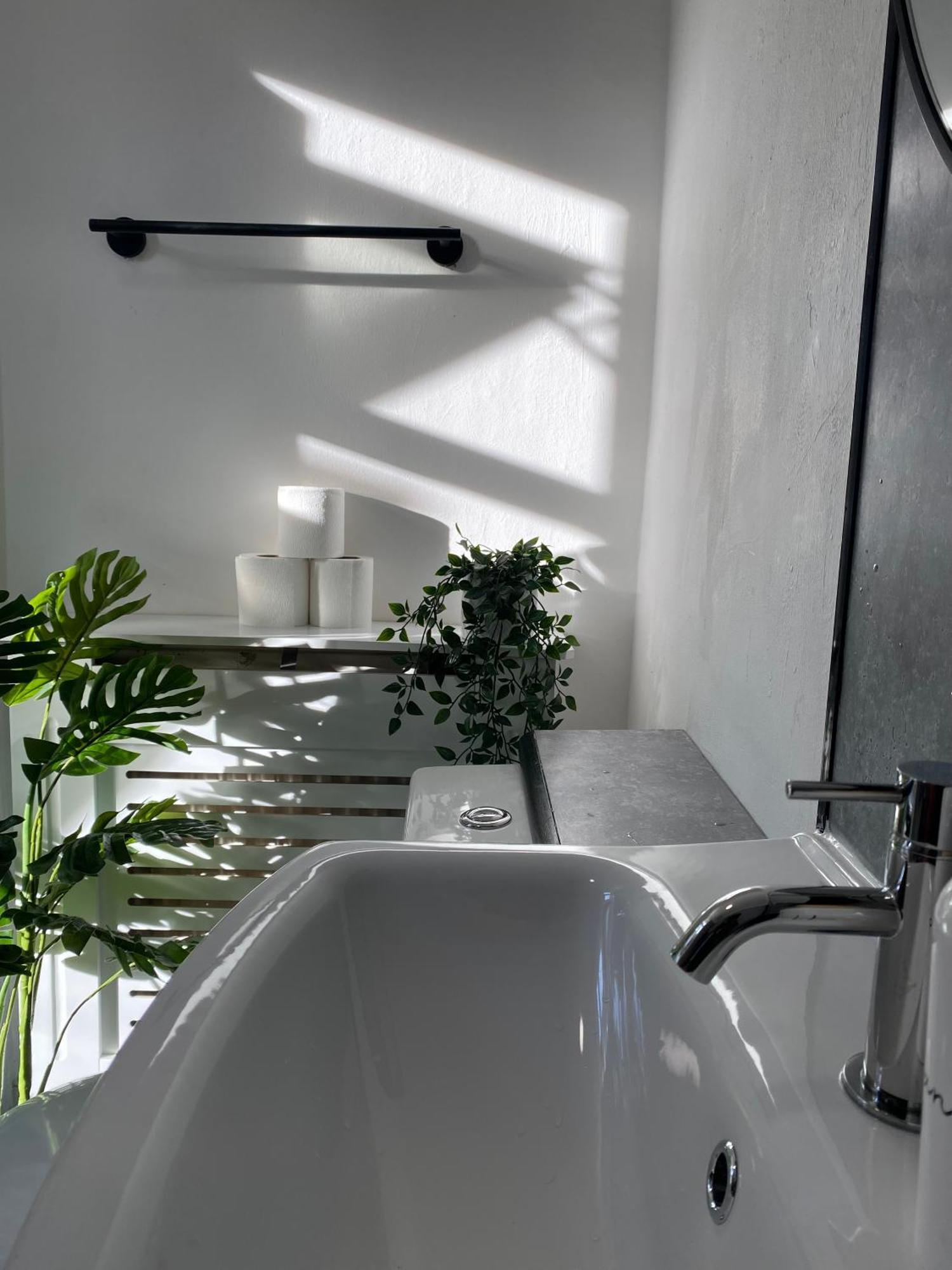 Modern Townhouse-Free Parking-Games Room-Fast W-Ifi Manchester Exteriör bild